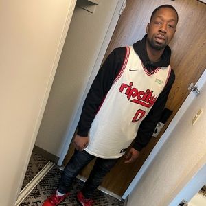 Meet your Posher, Fred